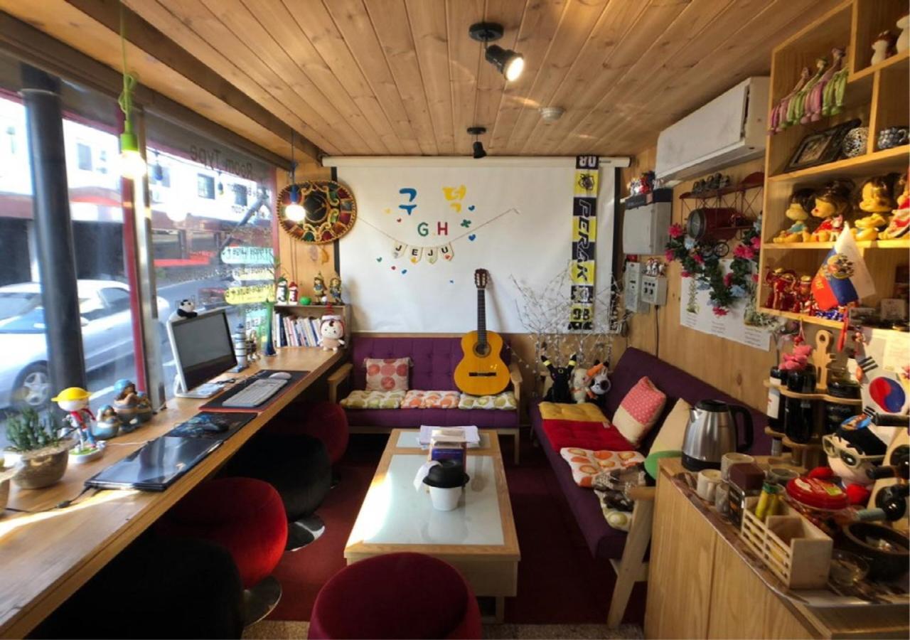 Gudeok Guesthouse Seogwipo-stad Buitenkant foto