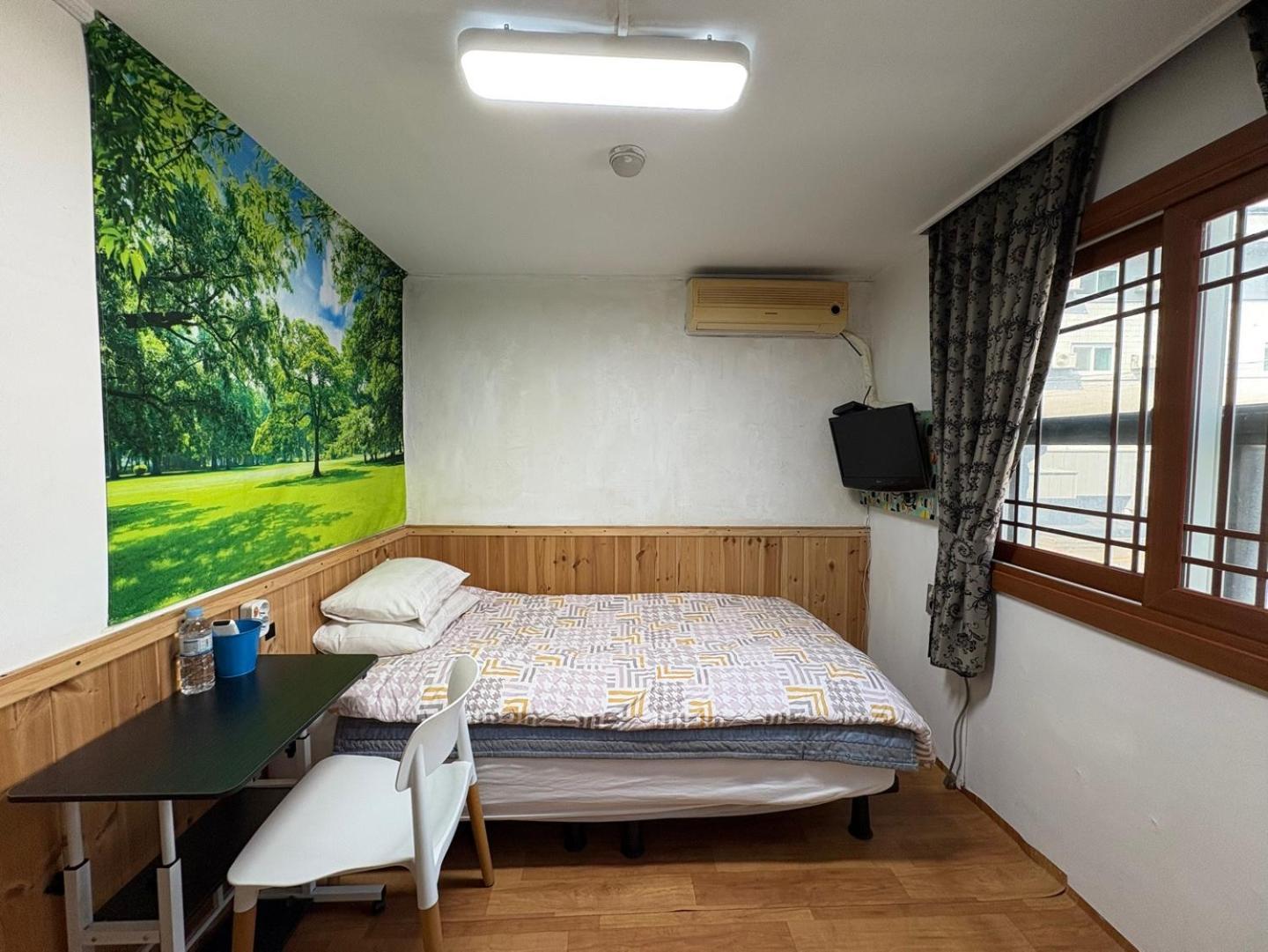 Gudeok Guesthouse Seogwipo-stad Buitenkant foto