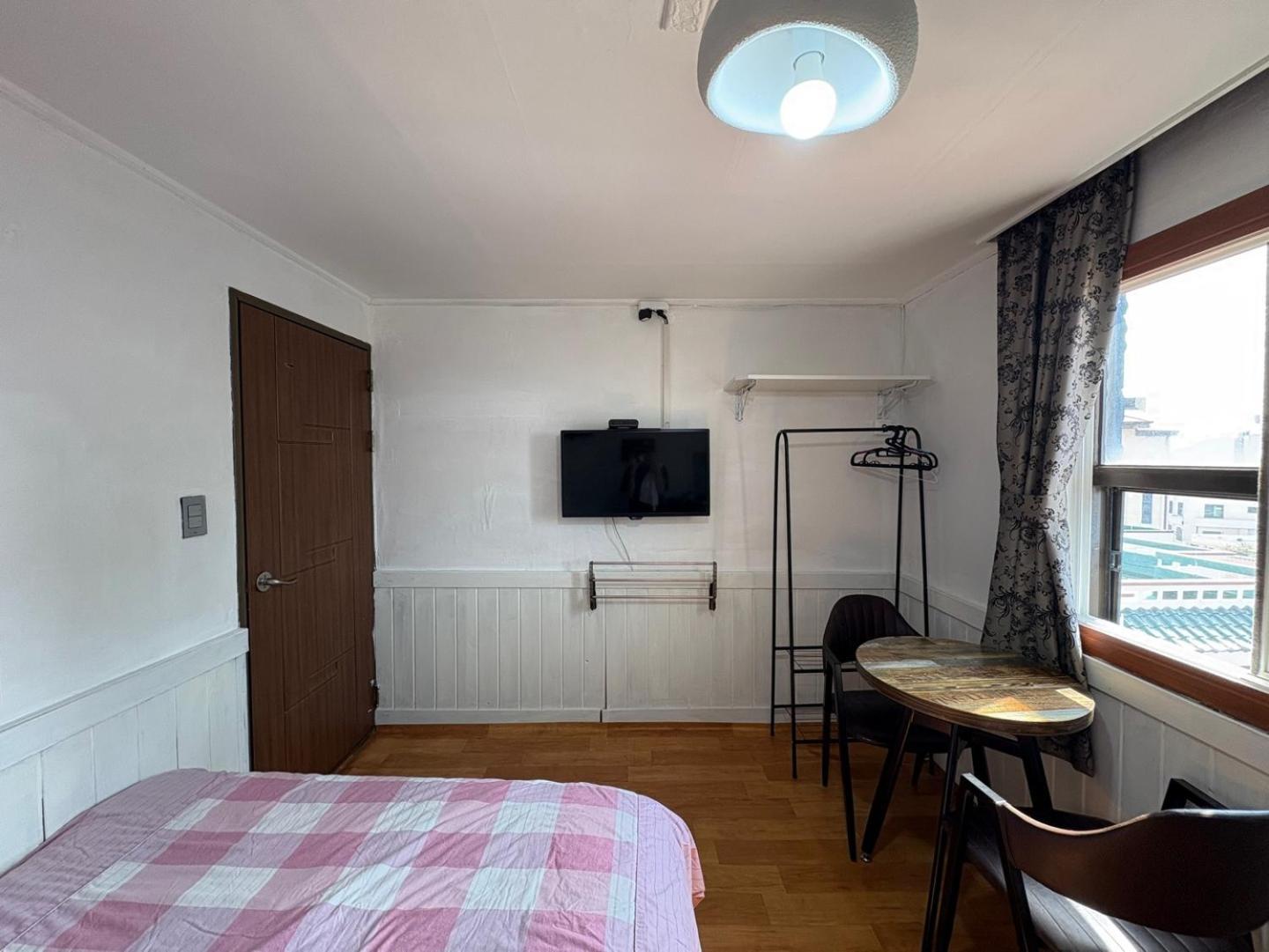 Gudeok Guesthouse Seogwipo-stad Buitenkant foto